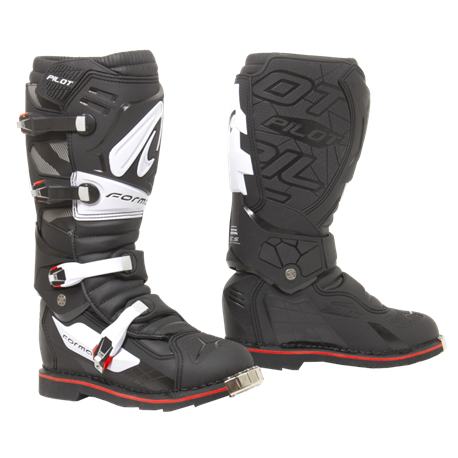 BOTAS FORMA PILOT ENDURO COLOR NEGRO / ANTRACITA