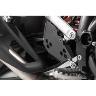PROTECCIÓN PARA BOMBA DE FRENO SW-MOTECH KTM 1290 SUPER ADVENTURE (2014-2016) COLOR NEGRO