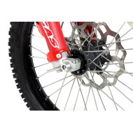 Puxador do eixo da roda dianteira original da Gas Gas.