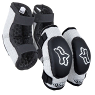 CODERAS INFANTILES FOX PEEWEE TITAN COLOR NEGRO / PLATA
