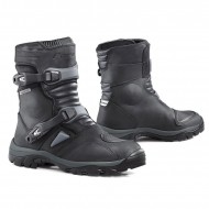 OFERTA BOTAS FORMA ADVENTURE LOW COLOR NEGRO